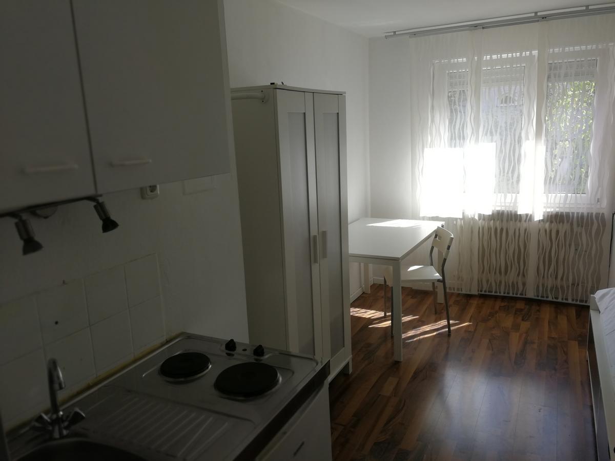 Отель Boardinghouse Munchen-Laim Экстерьер фото