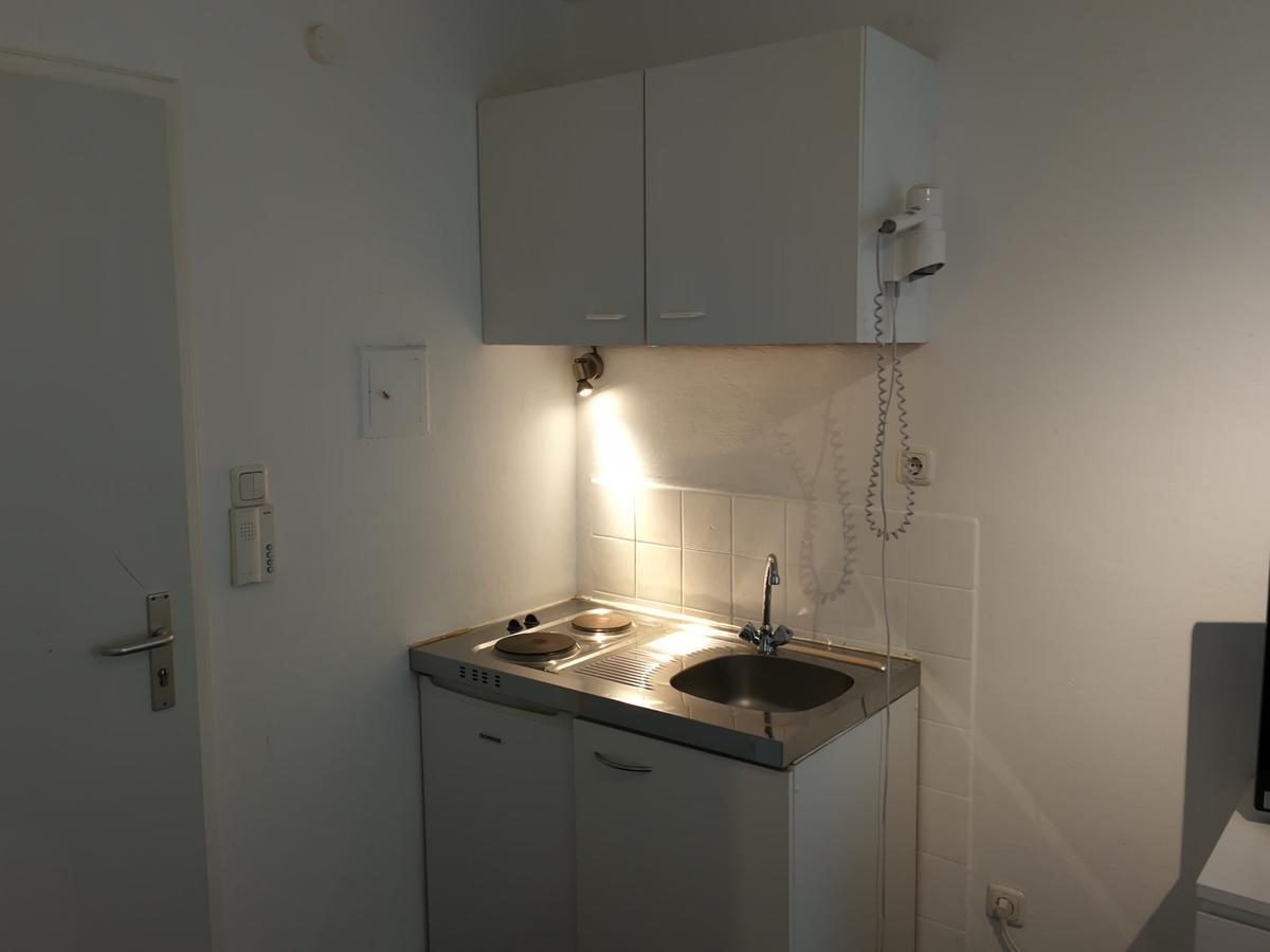 Отель Boardinghouse Munchen-Laim Экстерьер фото