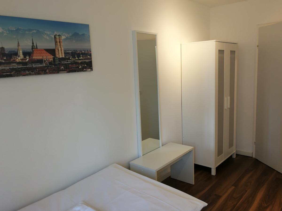 Отель Boardinghouse Munchen-Laim Экстерьер фото